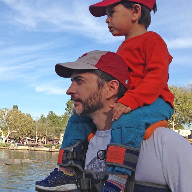 Toddler Hands-Free Shoulder Carrier & Hip Seat